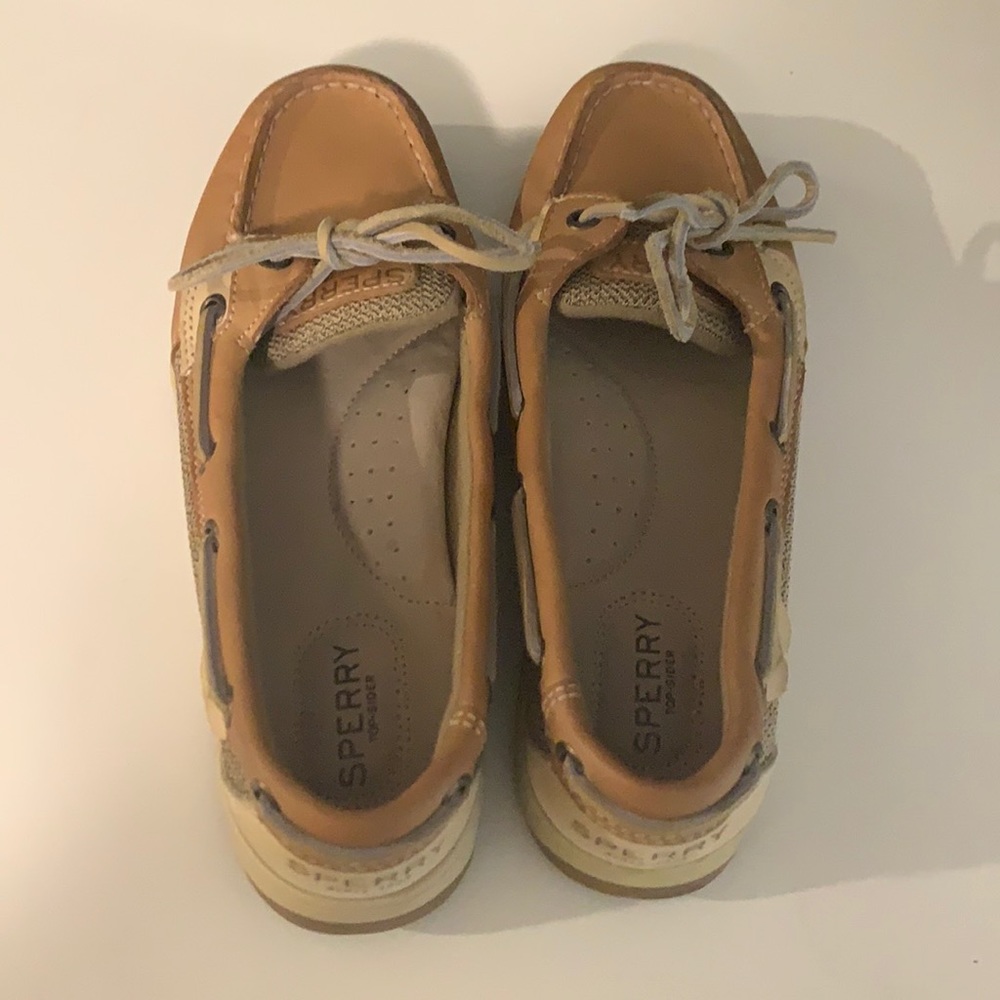Sperrys boat shoes